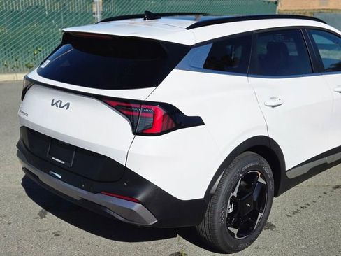 New 2026 Kia Sportage EX image 7