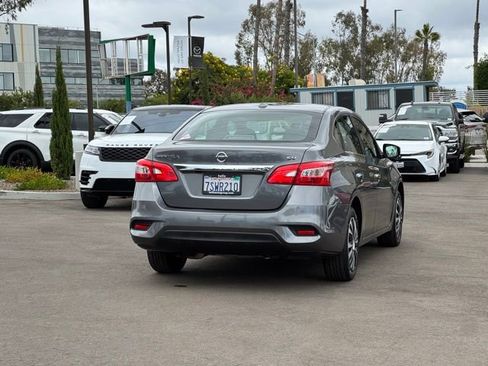 Used 2016 Nissan Sentra SV FWD image 33