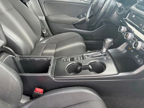 Used 2022 Honda Civic Sport image 12