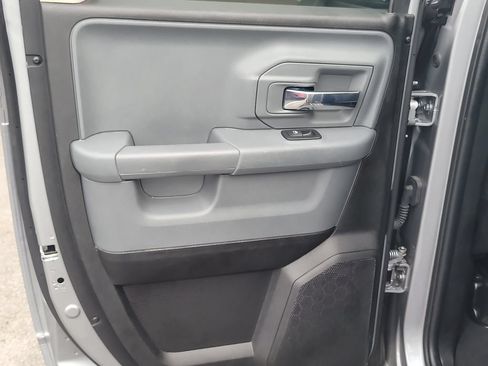 Used 2024 RAM 1500 Classic SLT RWD image 9