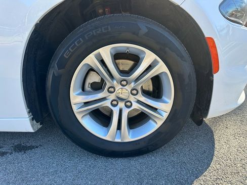 Used 2023 Dodge Charger SXT image 28