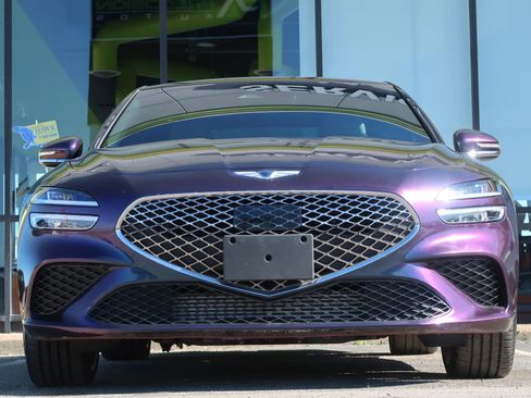 Used 2023 Genesis G70 3.3T image 3