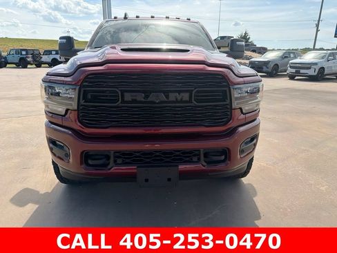 Used 2024 RAM 2500 Limited AWD/4WD image 2