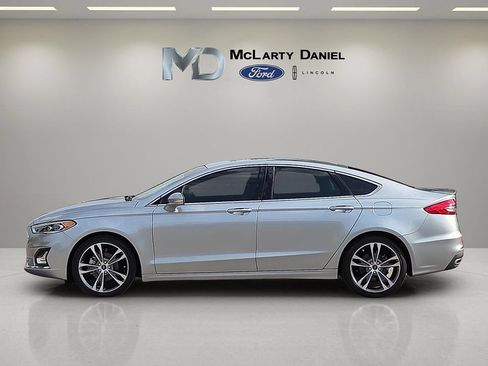 Used 2020 Ford Fusion Titanium FWD image 3