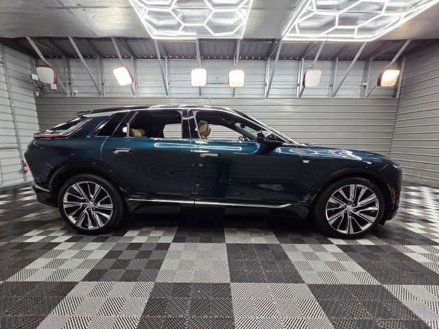 Used 2025 Cadillac Lyriq Luxury w/ Nappa Leather Package AWD/4WD image 10
