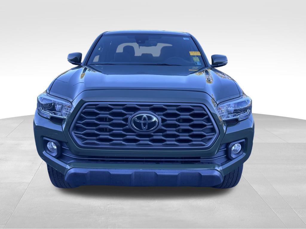 Used 2021 Toyota Tacoma TRD Off-Road w/ Technology Package AWD/4WD image 8