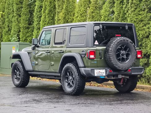 Used 2024 Jeep Wrangler Unlimited AWD/4WD image 5