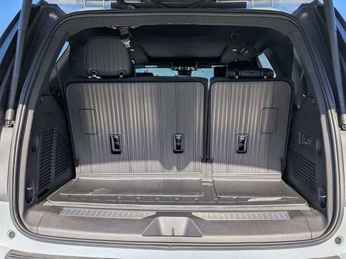 New 2026 GMC Yukon Denali w/ Denali Reserve Package image 12