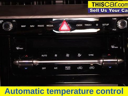 Used 2024 Kia Carnival SX image 15