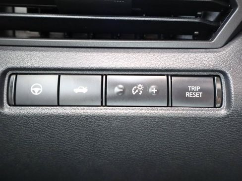 Used 2021 Nissan Altima 2.5 SL FWD image 25