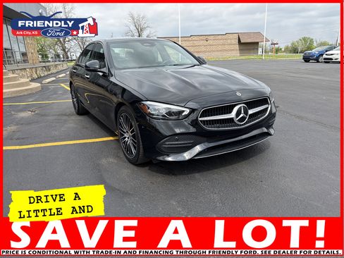 Used 2024 Mercedes-Benz C 300 Sedan image 3