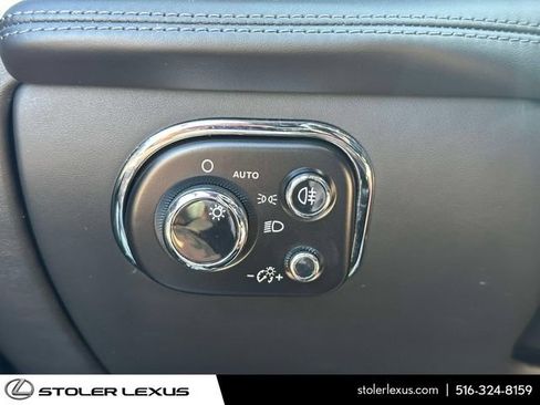 Used 2017 Bentley Mulsanne RWD image 22