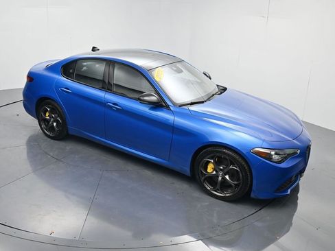 Used 2021 Alfa Romeo Giulia Ti Sport image 60
