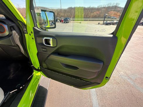 Used 2021 Jeep Gladiator Mojave image 40