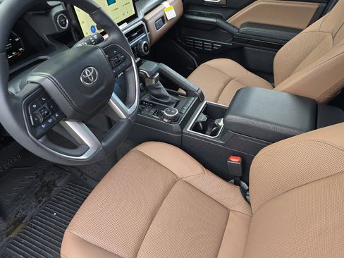 New 2026 Toyota 4Runner Limited image 8