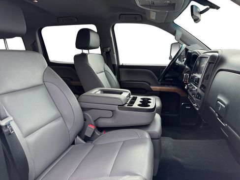 Used 2019 Chevrolet Silverado 2500 LTZ w/ Duramax Plus Package image 17