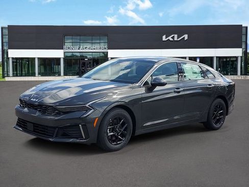New 2026 Kia K5 LXS image 2