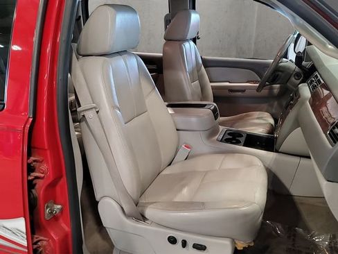 Used 2007 Chevrolet Silverado 1500 LTZ w/ Safety Package AWD/4WD image 31