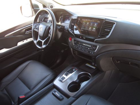 Certified 2022 Honda Pilot Special Edition image 7