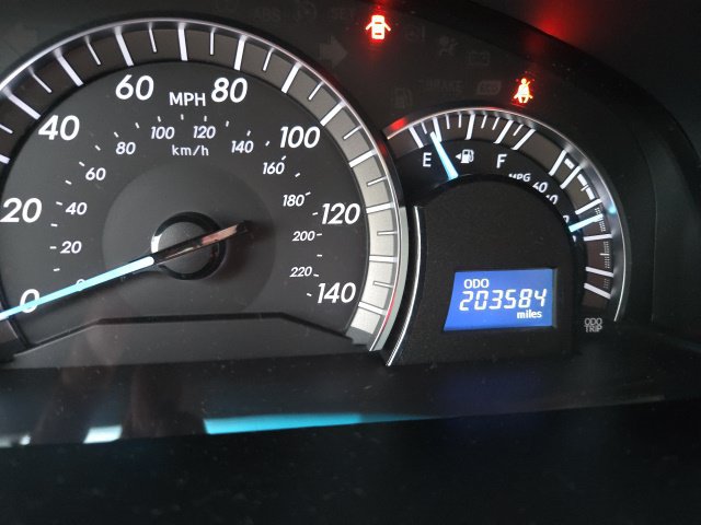 Used 2013 Toyota Camry SE FWD image 6