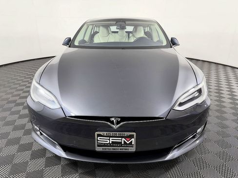 Used 2019 Tesla Model S 75D image 4