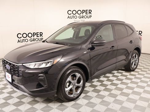 Used 2025 Ford Escape ST-Line AWD/4WD image 9