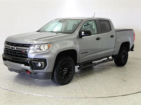Used 2022 Chevrolet Colorado Z71 w/ Trail Boss Package AWD/4WD image 3