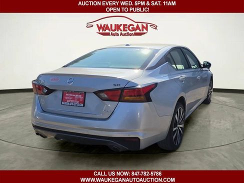Used 2021 Nissan Altima 2.5 SR AWD/4WD image 3