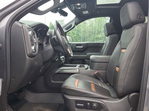 Used 2022 GMC Sierra 1500 AT4 w/ AT4 Premium Package image 15