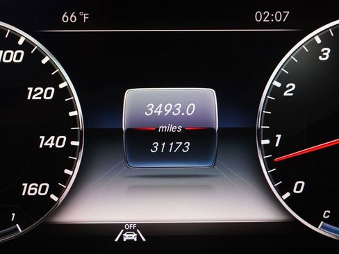 Used 2020 Mercedes-Benz S 560 Cabriolet image 25