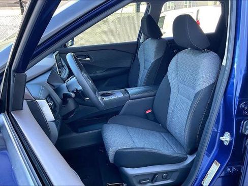 Certified 2021 Nissan Rogue SV image 8