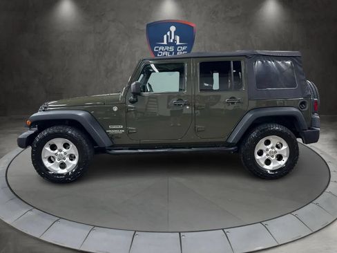 Used 2015 Jeep Wrangler Unlimited Sport w/ Quick Order Package 24S AWD/4WD image 2