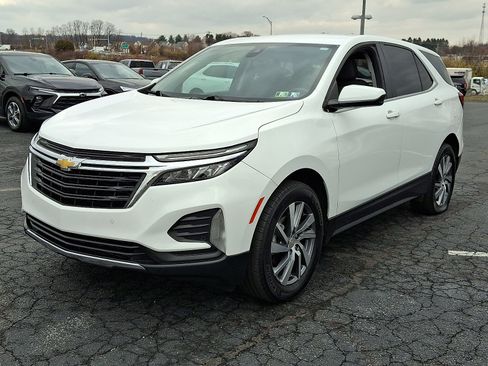 Certified 2022 Chevrolet Equinox LT image 3