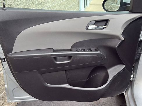 Used 2013 Chevrolet Sonic LT FWD image 4