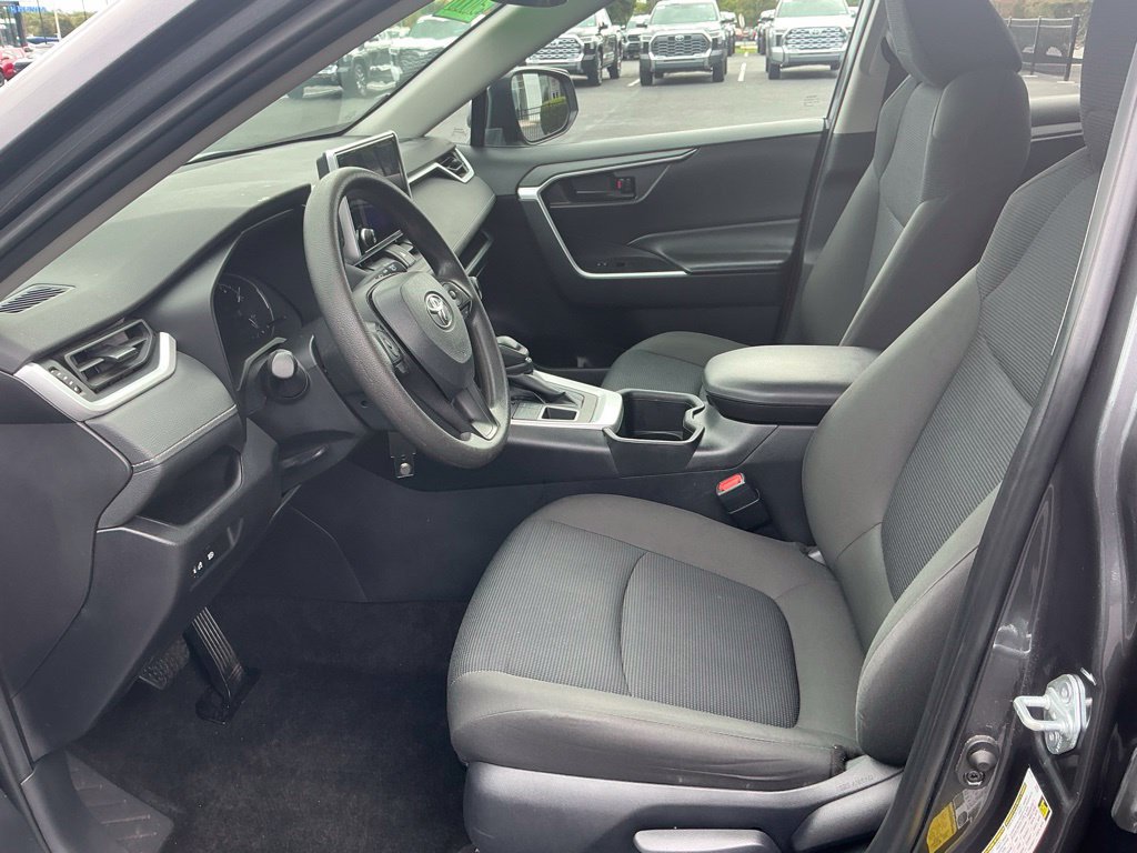 Certified 2024 Toyota RAV4 LE AWD/4WD image 19