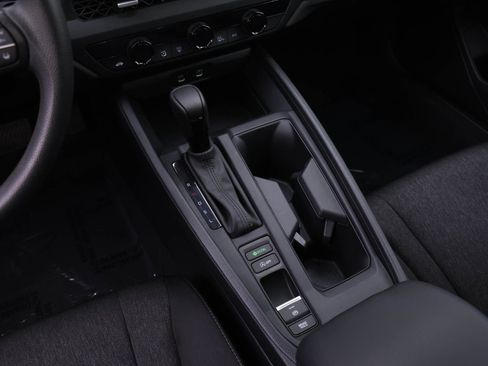 Certified 2025 Honda Accord SE image 12