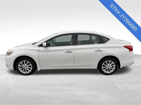 Used 2018 Nissan Sentra SV image 4
