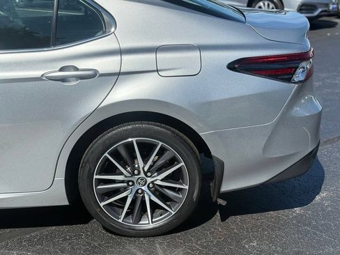 Used 2023 Toyota Camry XLE FWD image 4