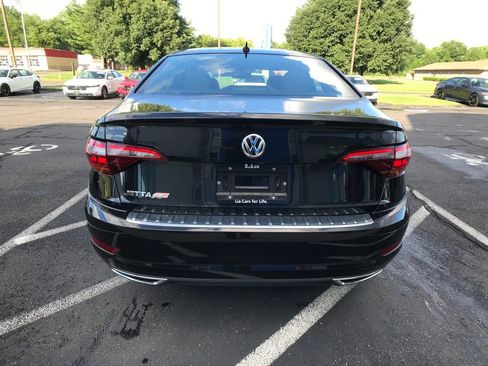 Used 2019 Volkswagen Jetta R-Line w/ R-Line Cold Weather Package FWD image 12