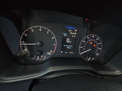 Certified 2023 Toyota Corolla LE image 18