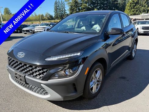 Used 2023 Hyundai Kona SE AWD/4WD image 1