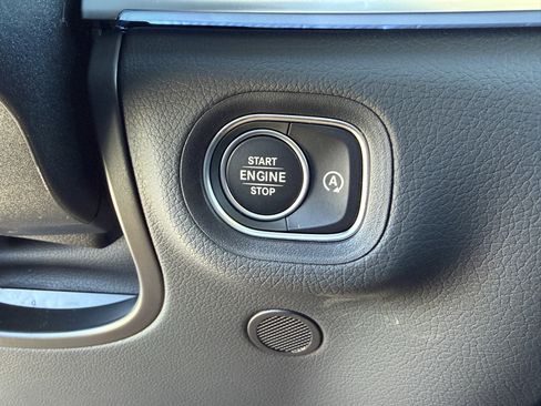 New 2026 Mercedes-Benz GLS 450 4MATIC image 25