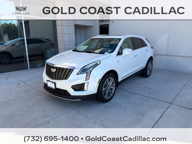 Used 2022 Cadillac XT5 Premium Luxury w/ Technology Package AWD/4WD image 1