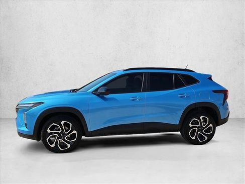 Used 2025 Chevrolet Trax RS w/ Driver Confidence Package FWD image 9