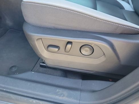 Used 2025 Buick Envision Sport Touring AWD/4WD image 19