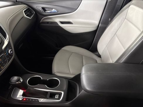 Used 2019 Chevrolet Equinox Premier image 19