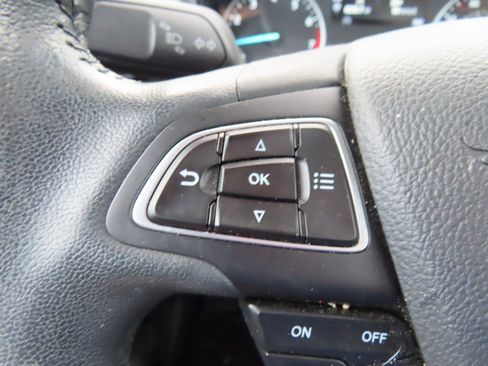 Used 2020 Ford EcoSport Titanium image 18