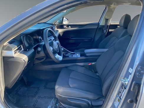 Used 2023 Kia K5 LXS image 5