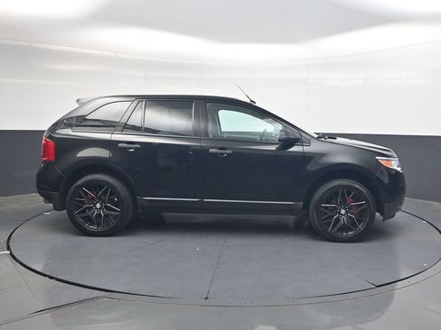 Used 2014 Ford Edge SE w/ Equipment Group 101A FWD image 3