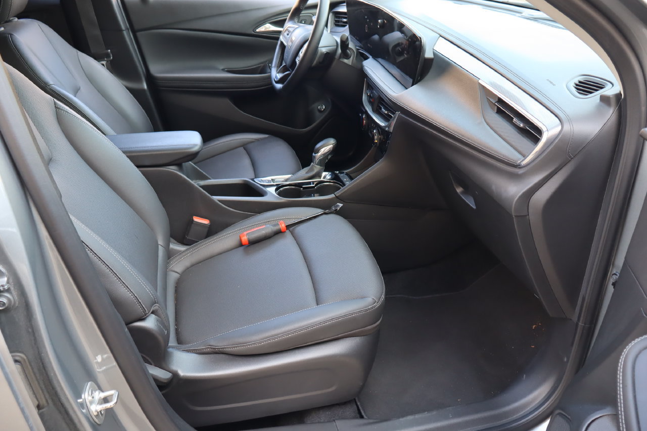 Used 2024 Buick Encore GX Sport Touring w/ Comfort Package FWD image 16